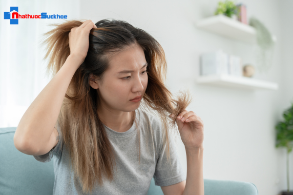 Giai đoạn 3: Rụng tóc nhiều