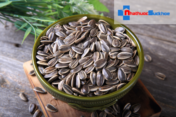 Tẩy tế bào chết da đầu bằng hạt hướng dương