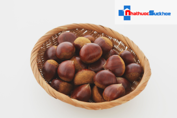 Cách ủ tóc bằng hạt dẻ tại nhà