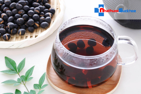 Gội đầu bằng nước đậu đen