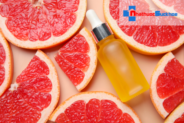 Massage da đầu bằng tinh dầu bưởi