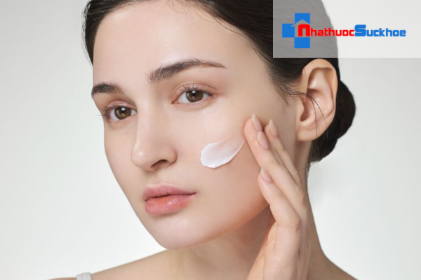 Vì sao da hỗn hợp thiên dầu vẫn cần kem dưỡng ẩm?